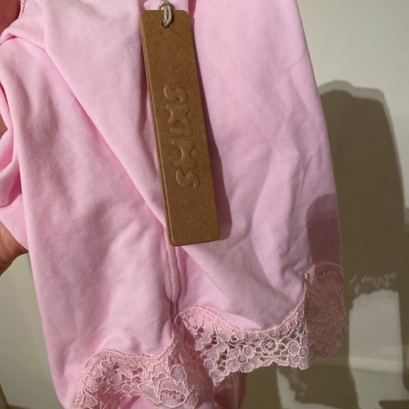 NWT SKIMS CHERRY BLOSSOM BODYSUIT🌸💗 - Picture 4 of 4